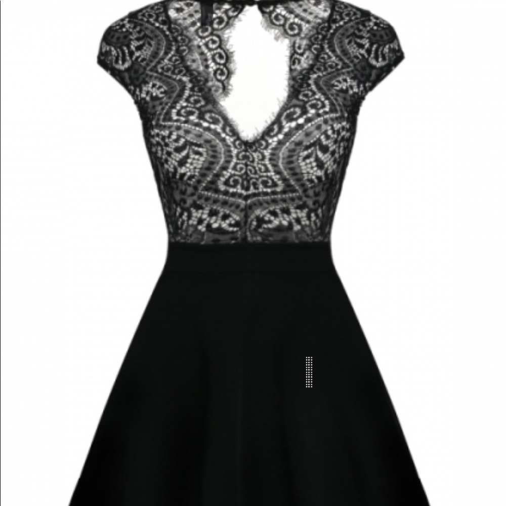Black cocktail lace dress size S-6 New with tags.